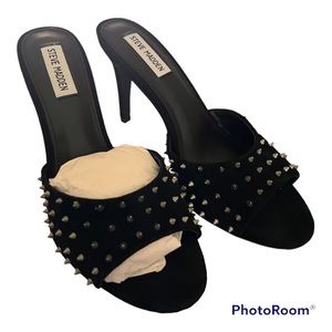 New Black suede Steve Madden mules with spikes.